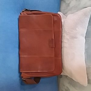 Johnson & Murphy EST 1850 Leather Messenger Bag